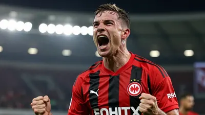 Eintracht Frankfurt besiegte SC St. Tönis mit 11:0 im DFB-Pokal am 25