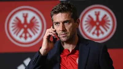 Eintracht Frankfurt erwägt einen Deadline-Day-Transfer des vereinslosen Stürmers Joselu, wobei auch Union Berlin...