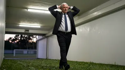Zwei Mitglieder des Präsidiums von Eintracht Frankfurt haben am Mittwoch ihren Rücktritt erklärt, was eine...