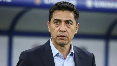 Zusammenfassung: Sportvorstand Markus Krösche bleibt bis 2028 bei Eintracht Frankfurt, berichtet die FAZ, nachdem...